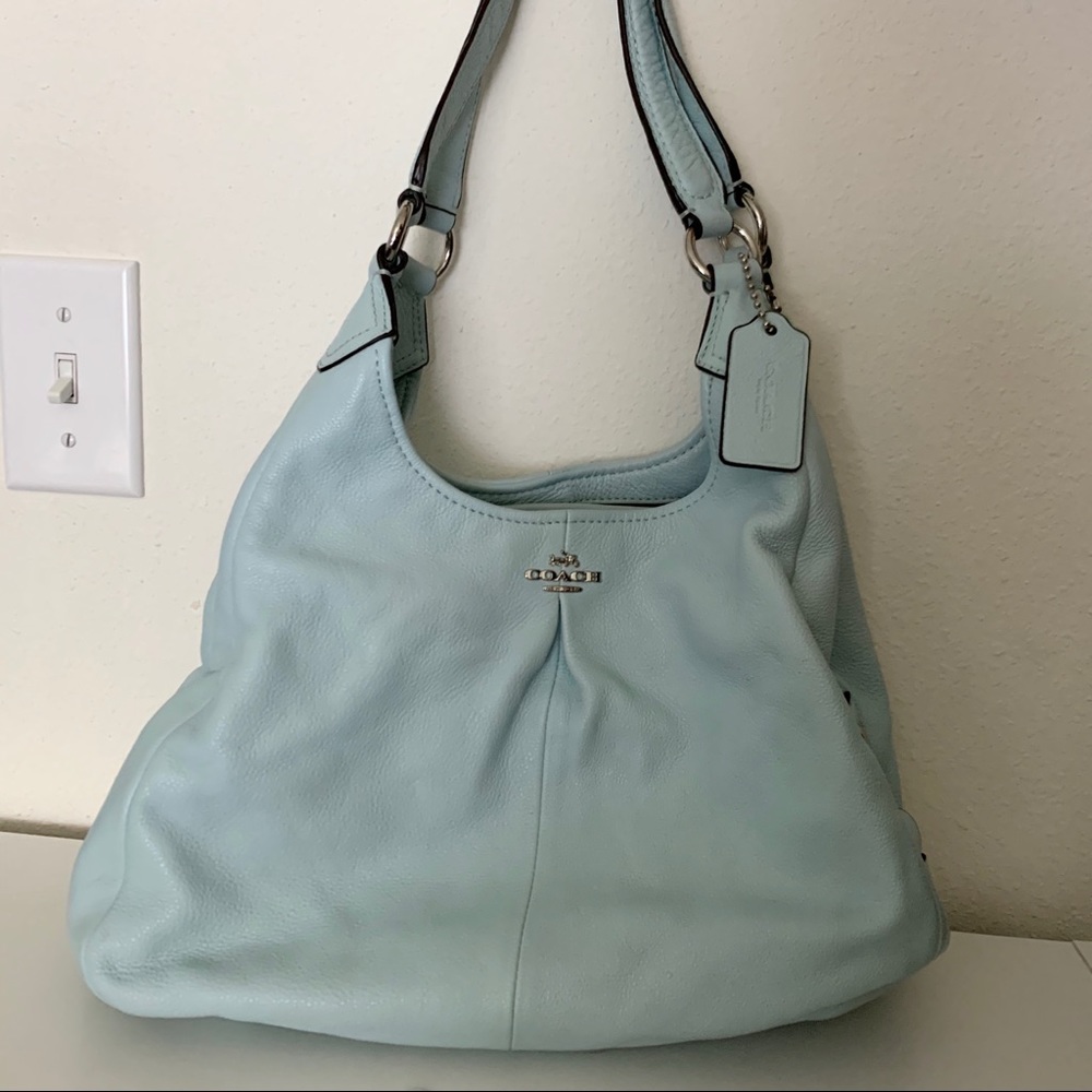 *SOLD* COACH SHOULDER BAG✨